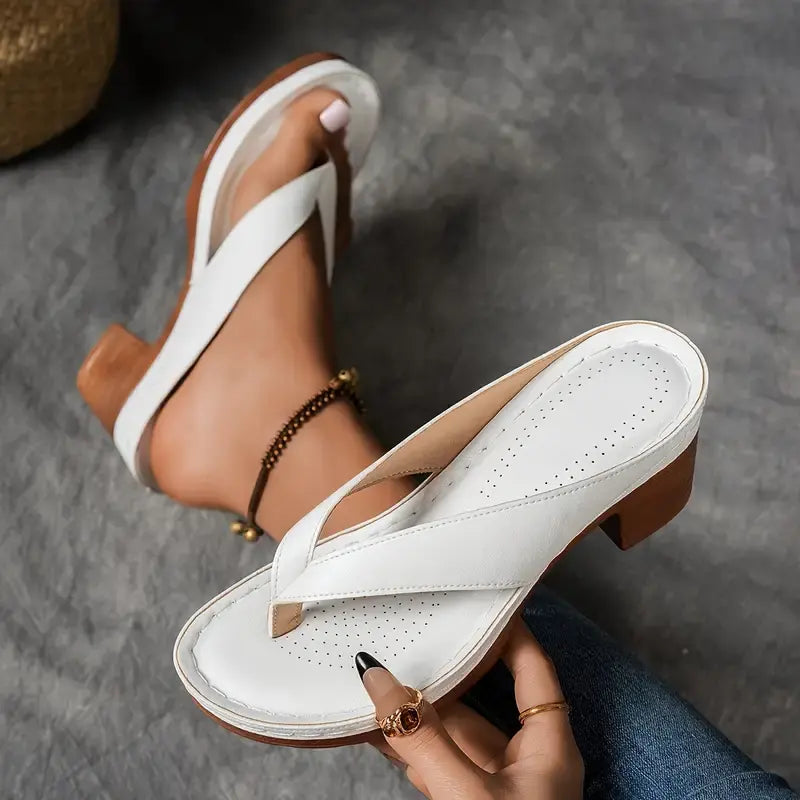 Elowen – Low Block Heel Toe-Post Sandals