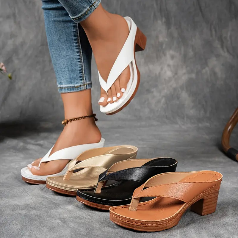 Elowen – Low Block Heel Toe-Post Sandals