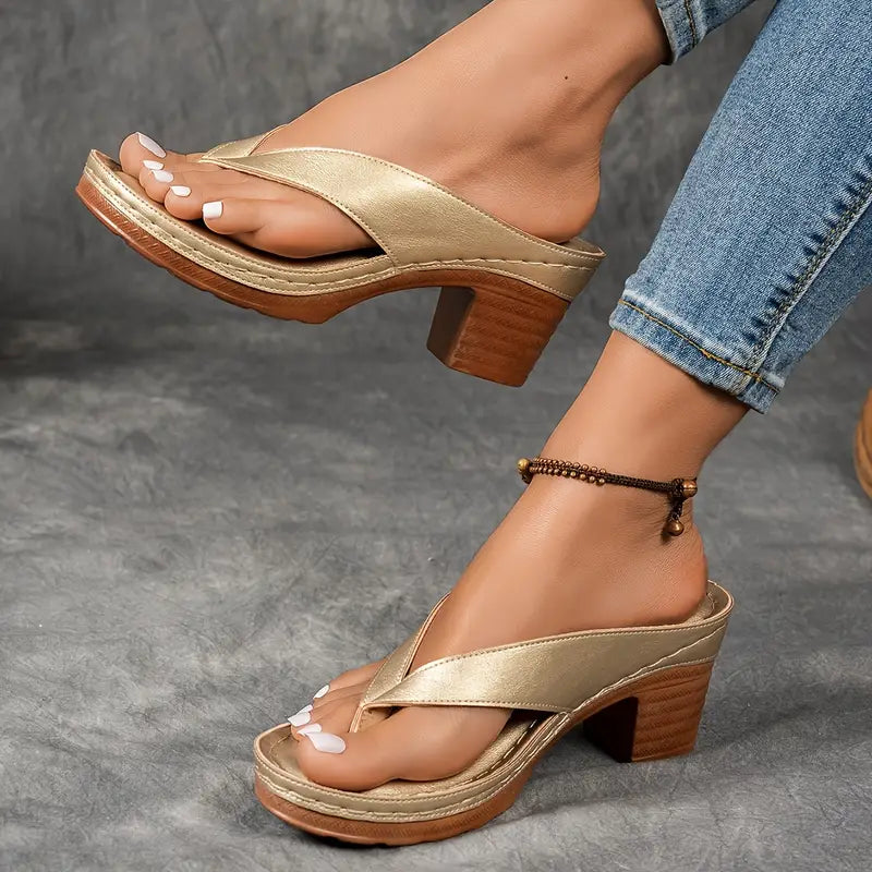 Elowen – Low Block Heel Toe-Post Sandals