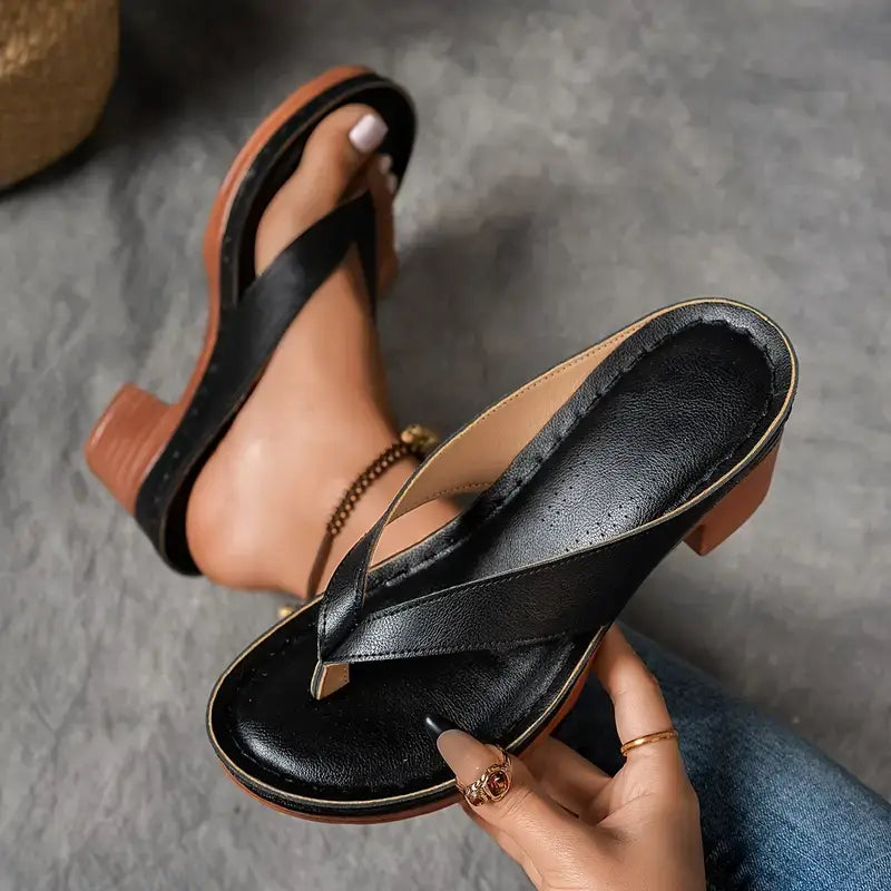 Elowen – Low Block Heel Toe-Post Sandals