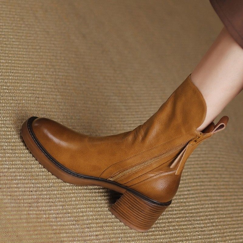 Nora - Modern Ankle Boots with Zippers