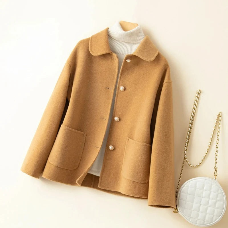 Aurora - Short Coat with Soft Doll Collar